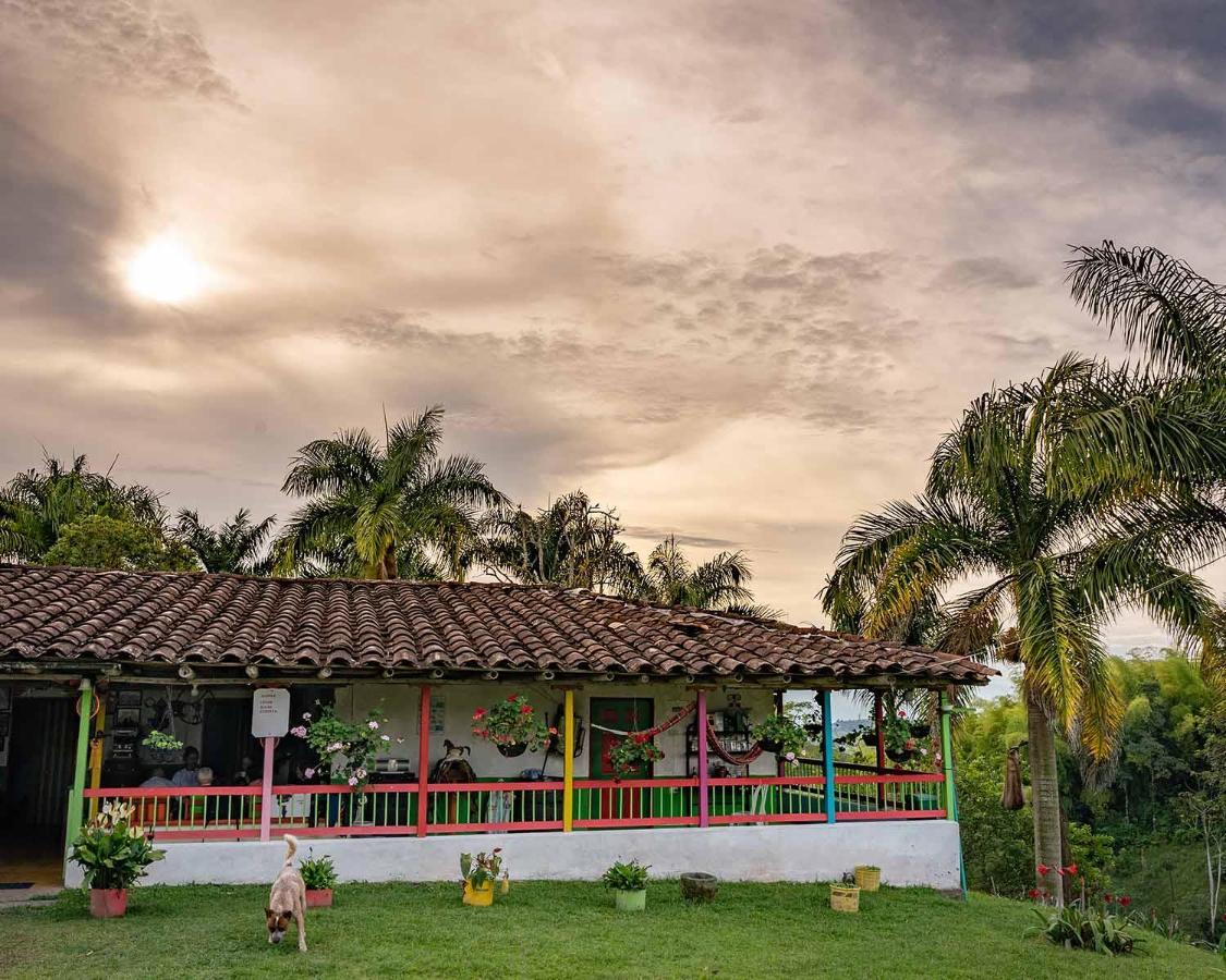 Hotel Rancho Chihuahua Filandia Exteriér fotografie